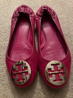 Tory Burch Pink Ballet Flats with Gold Logo Medallion